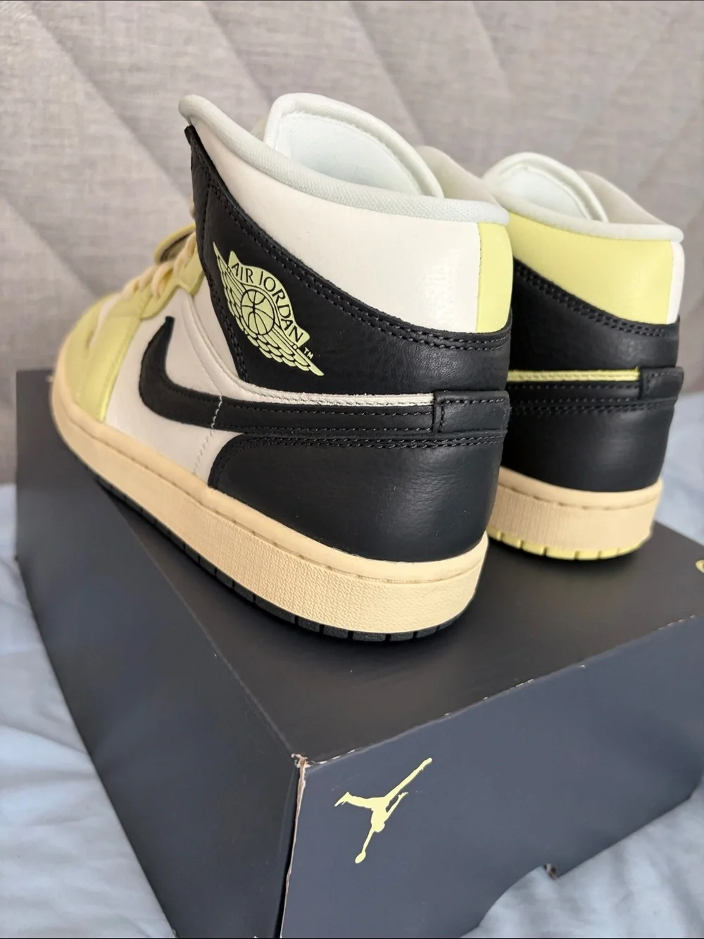 Nike Air Jordan 1 Mid SE Yellow Black White